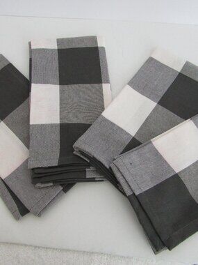Pier 1 Imports Cotton Napkins  Buffalo Check Plaid Black & White 20"x20", set of